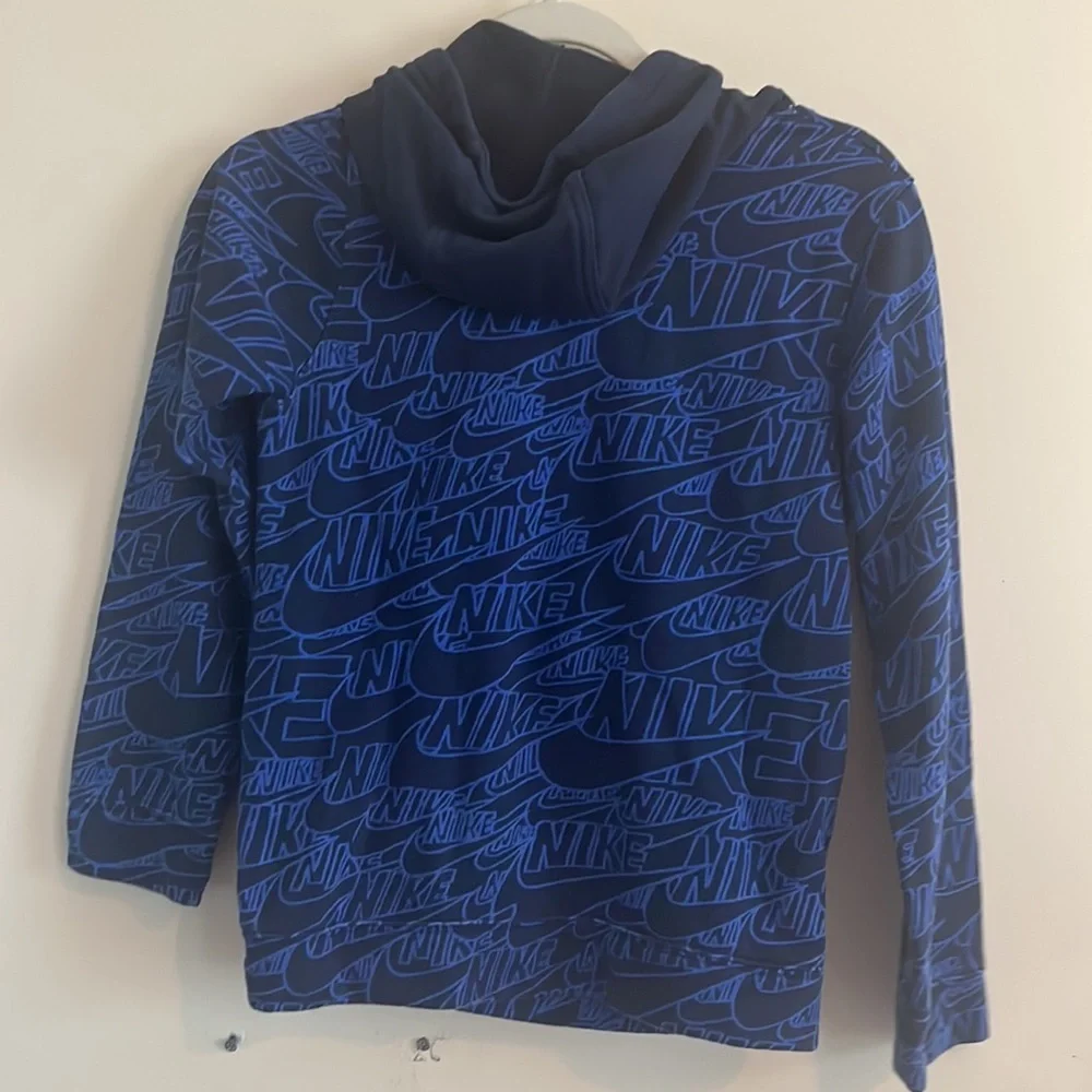 Nike Center Swoosh Club Terry All Over Print Boys M Zip Pocket Hoodie Casual‎